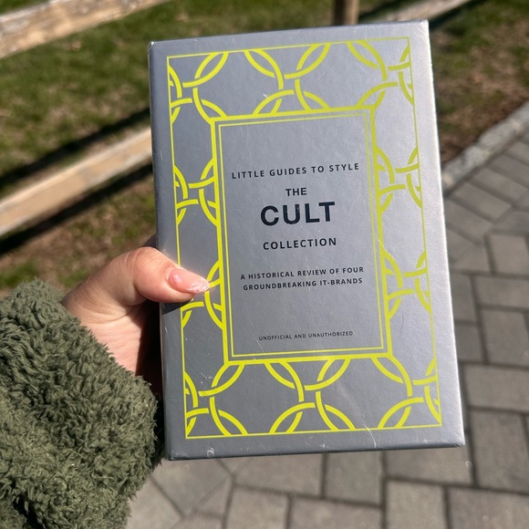 Set of 4 The Cult Fashion Books — Miu Miu, Issey Miyake, Celine, Bottega Veneta - Picture 2 of 2